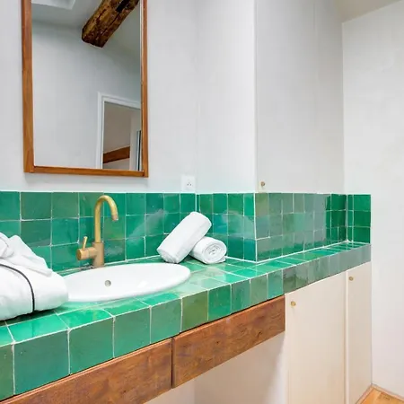 Bnbnook - Latin Quarter 2br - Walk To The Seine * Parigi